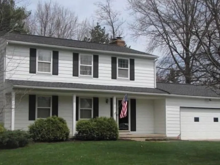 1581 Beckwith Dr — Photo 1