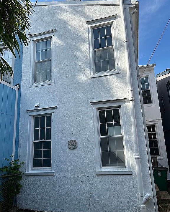 2nd image of 13 Cornhill St