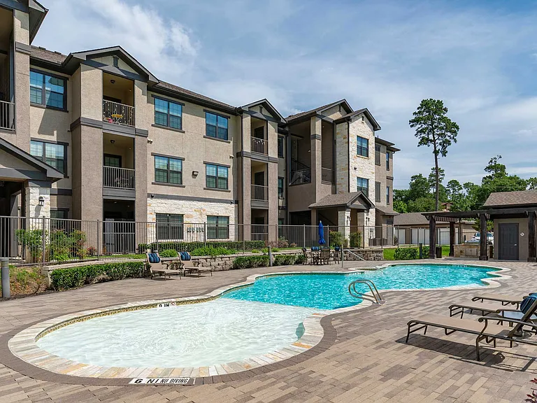 West Creek Apartments — Photo 56