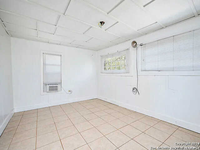 932 Toepperwein Rd — Photo 24