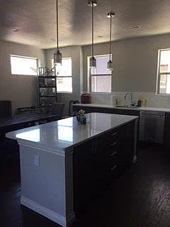 2 bed, 2.5 bath, 1500 sqft, $3,000 — Photo 3