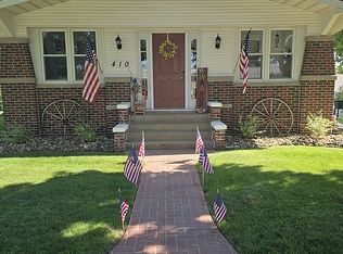410 W 1st St, Mechanicsville, IA 52306