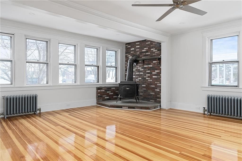 2891 Pawtucket Ave, Riverside, RI 02915 Zillow