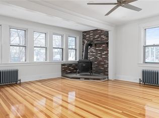 2891 Pawtucket Ave, Riverside, RI 02915