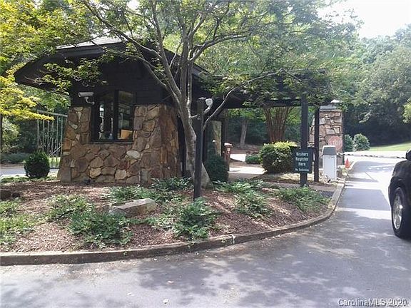3rd image of 223 Mays Mills Dr #28