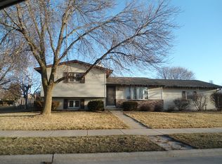 1710 Laurie Ave, Oshkosh, WI 54902