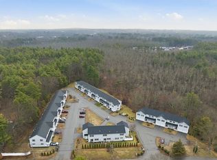 90 Rangeway Rd #303, North Billerica, MA 01862