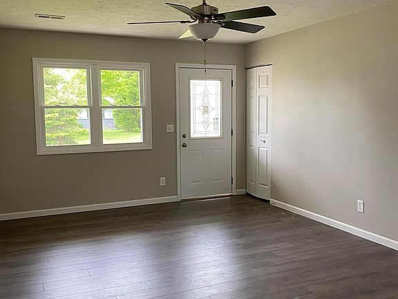 2nd image of 877 Kirkwood Dr
