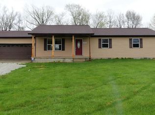 11901 E Pocahontas Dr, Greencastle, IN 46135