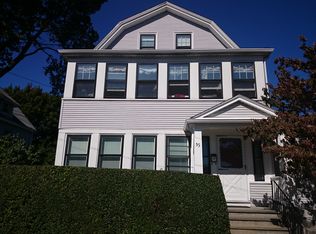 35 Surrey St, Brighton, MA 02135