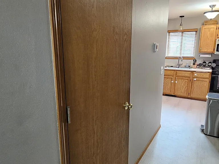 1425 Bellflower Ln — Photo 9