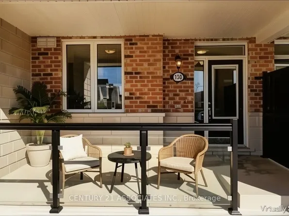 130 Daylily Ln, Kitchener, ON N2R 0L7