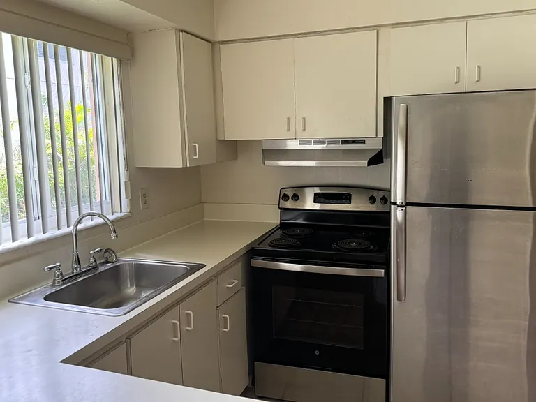 5206 SW 91st Ave #2 — Photo 6