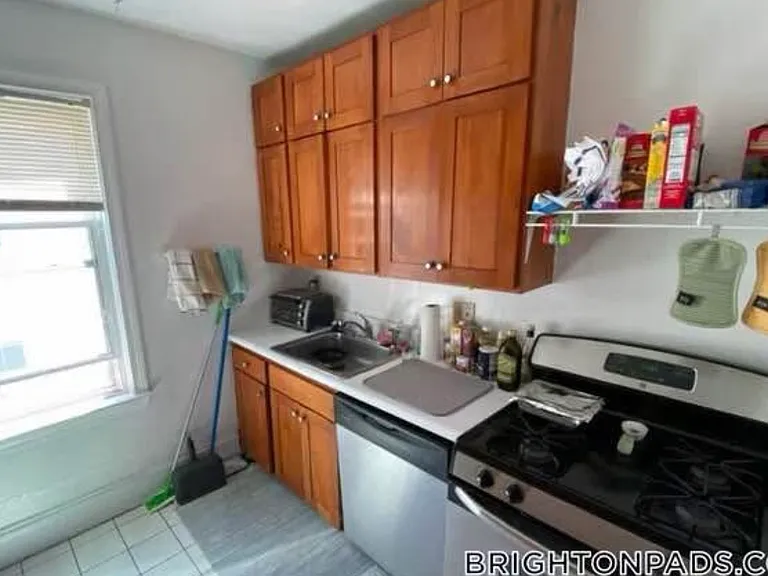 34 Union St #1 — Photo 6
