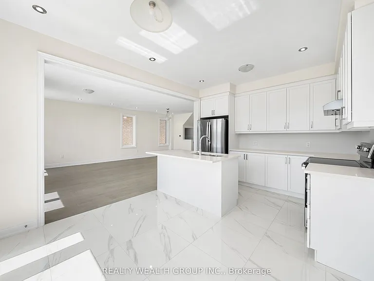 261 Seaview Hts — Photo 11