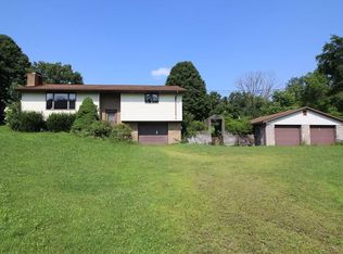 236 Brownlee Rd, Eighty Four, PA 15330