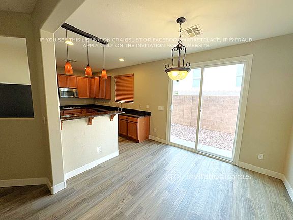 5th image of 7912 Point Oaks Ct