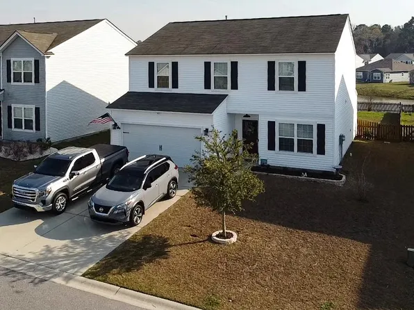 7 Wando Pl, Beaufort, SC 29906