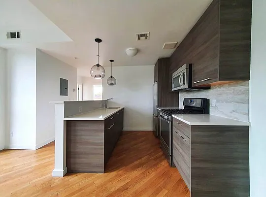 Rented by Corcoran | media 1