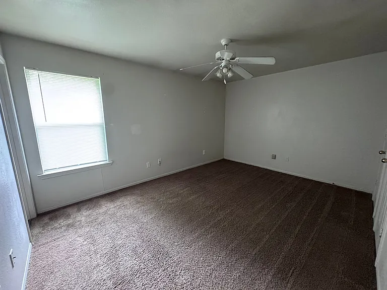 1430 Shoshoni Trl — Photo 12