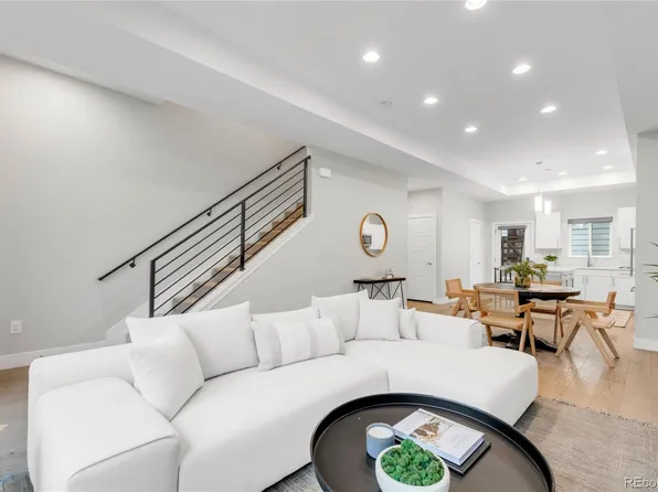 2874 W Parkside Place, Denver, CO 80221