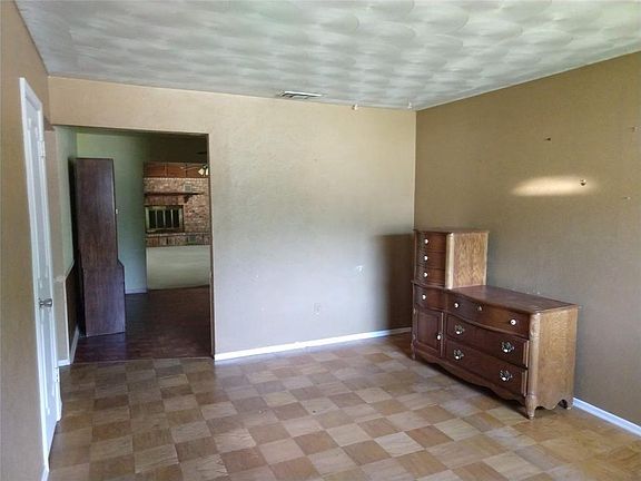3rd image of 3217 Cheryl Ln