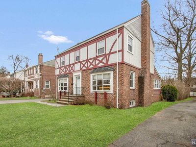 164 W Hudson Ave, Englewood, NJ, 07631
