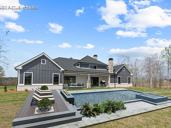 3rd image of 1361 Bayside Dr