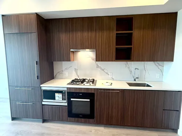 68 Esther Shiner Blvd #360 — Photo 12