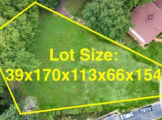 1320 Brookside Ln, Northbrook, IL