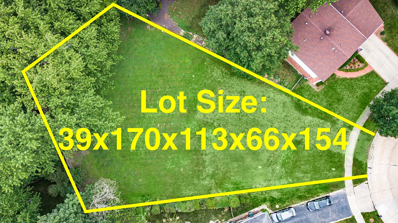 1320 Brookside Ln photo 1