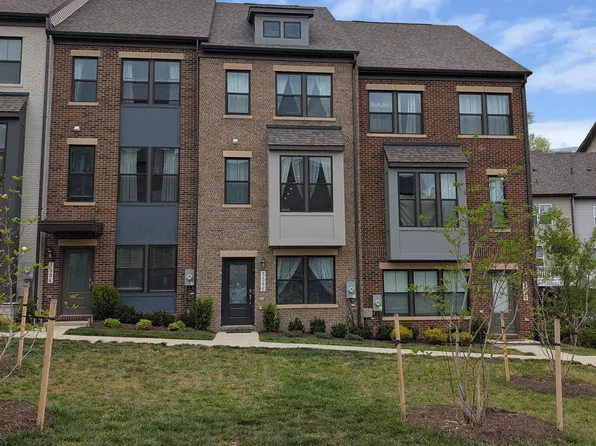 3586 Stella Blue Dr, Hyattsville, MD 20782