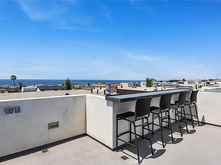 726 Loma Dr — Photo 19