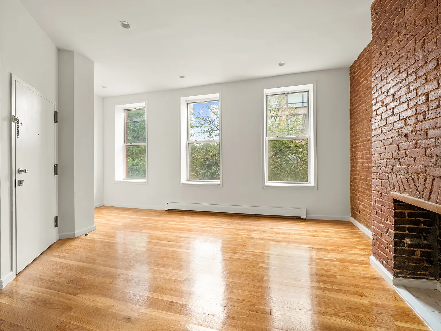 656 Dean Street — Photo 1