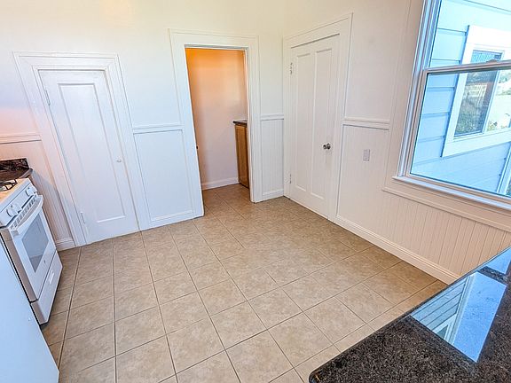 4th image of 4236 25th St #6