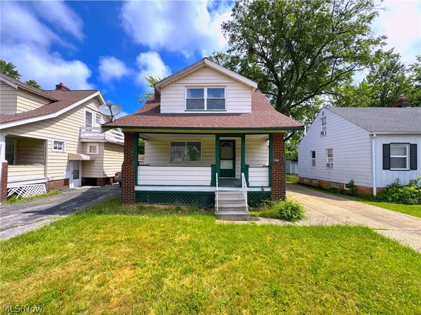 1505 E 196th St, Euclid, OH 44117