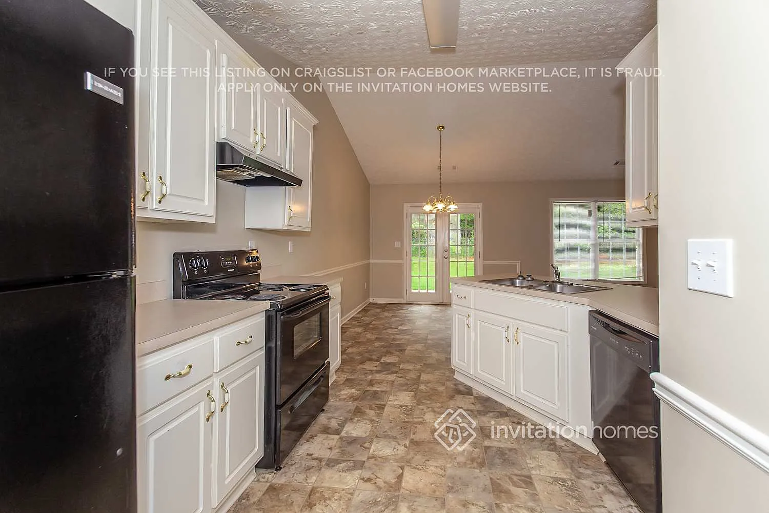 155 Crooked Creek Dr Covington, GA 30016 — Photo 4