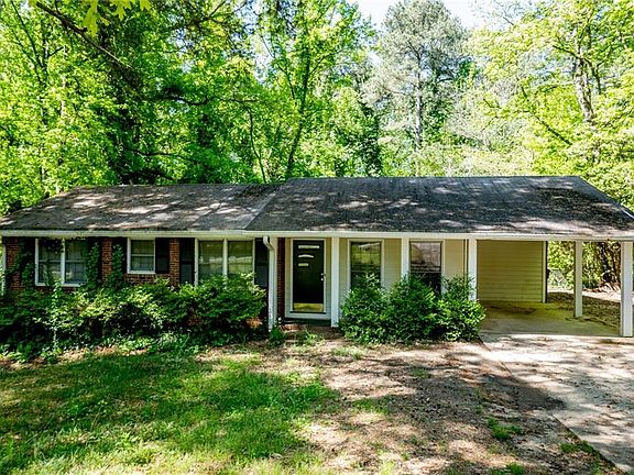 2nd image of 1340 Dogwood Ln
