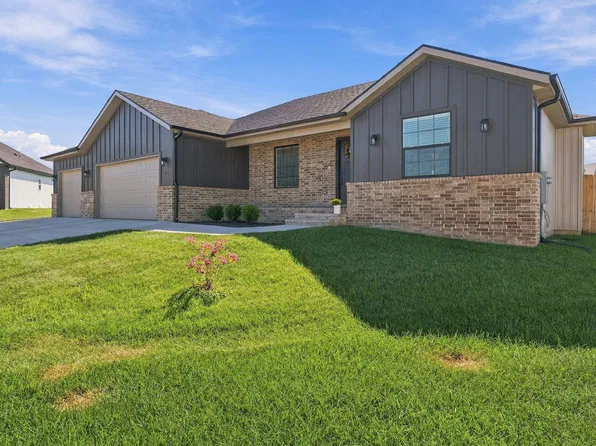 871 S Irontree Court, Nixa, MO 65714
