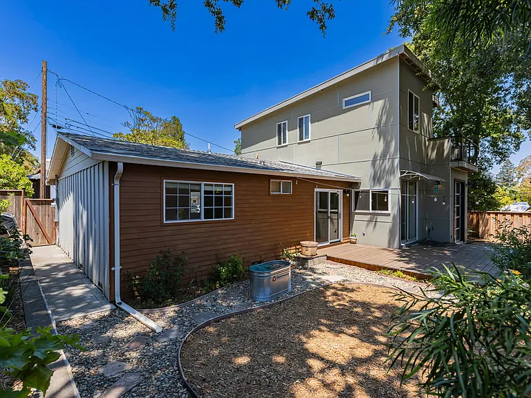 59 Mulberry Ln — Photo 29
