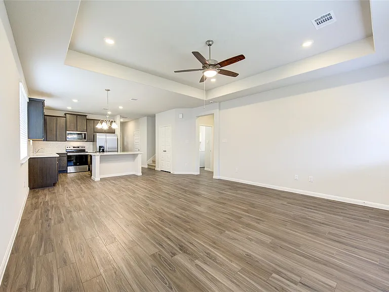 3706 Windswept Dr — Photo 25
