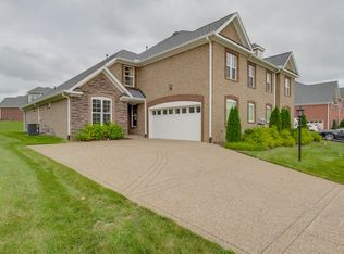 1205 Chickadee Cir, Hermitage, TN 37076