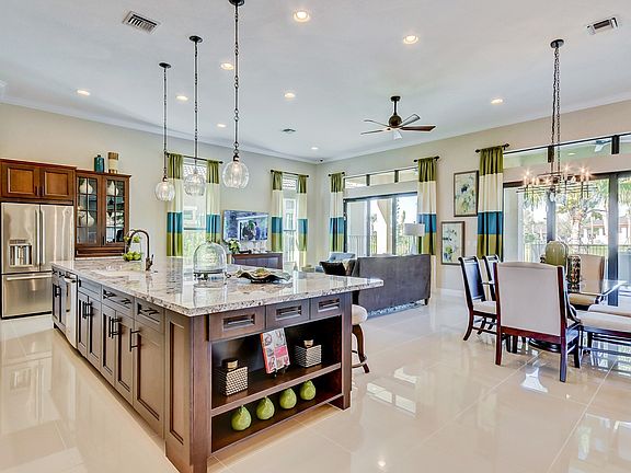 Incredible island for meal prep