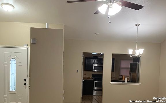 4th image of 4250 Clear Lake Dr