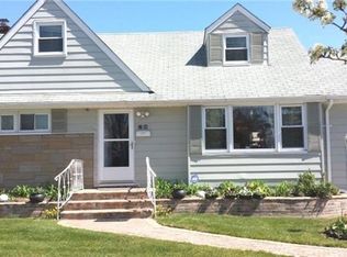 3786 Sarah Dr, Wantagh, NY 11793