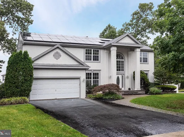 602 Sherman Ct, Williamstown, NJ 08094
