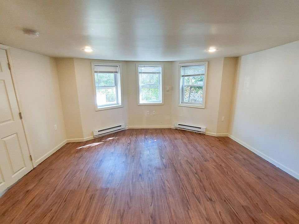 1st image of 6624 Poplar Ave APT 5