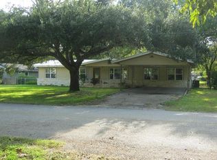 518 Reiley Rd, Seguin, TX 78155