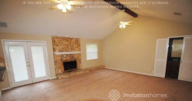 11637 Edinburgh Way — Photo 4