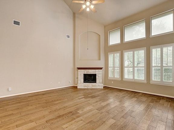 5th image of 12021 Bryony Dr